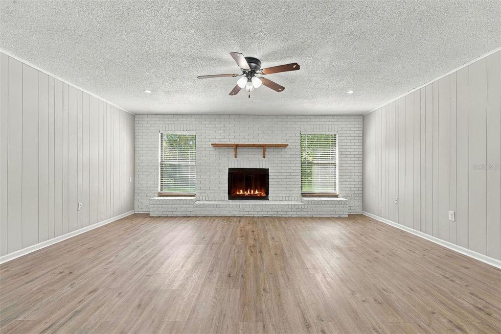 Image 17 of property listing at 4750 KEMPSTON DRIVE, Orlando, FL 32812