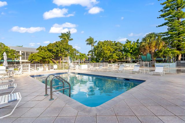 1530 Ocean Bay Dr Apt 207, Key Largo, FL 33037