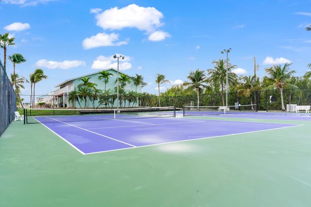 1530 Ocean Bay Dr Apt 207, Key Largo, FL 33037