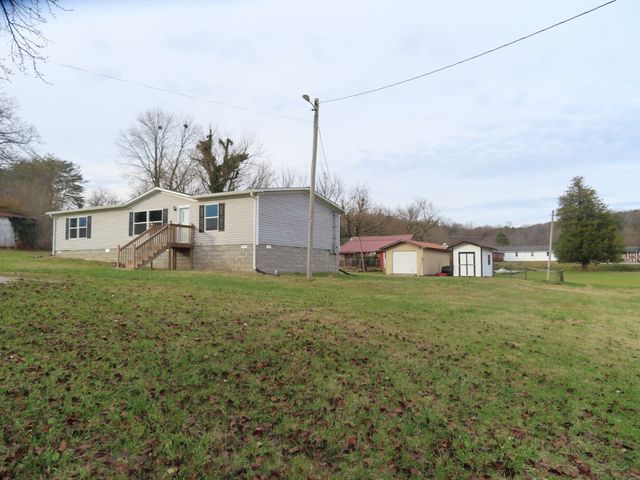 355 7th St, Tracy City, TN 37387