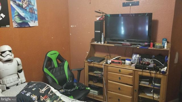 219 E WISHART ST, Philadelphia, PA 19134