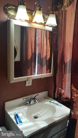 219 E WISHART ST, Philadelphia, PA 19134