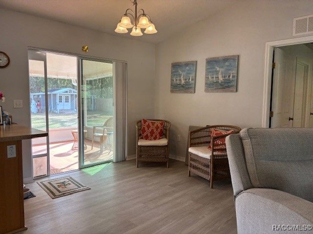 2449 N Crede Avenue, Crystal River, FL 34428