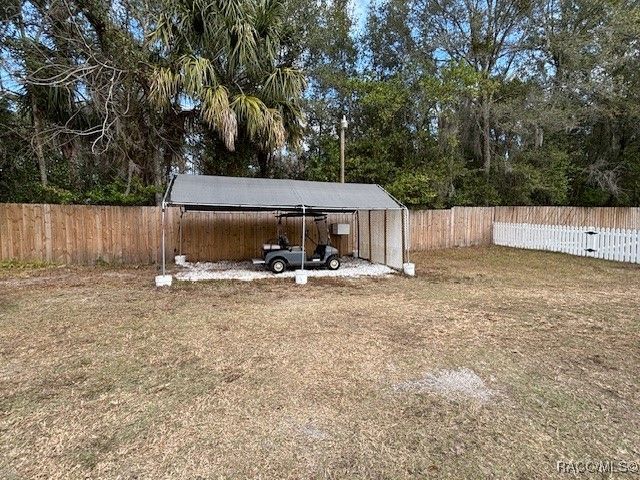 2449 N Crede Avenue, Crystal River, FL 34428