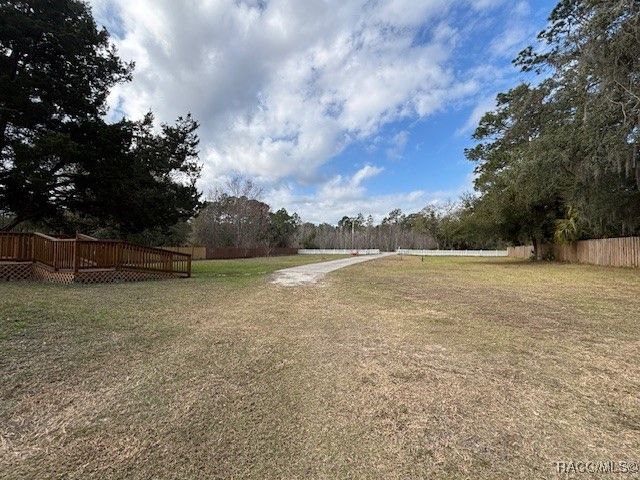 2449 N Crede Avenue, Crystal River, FL 34428