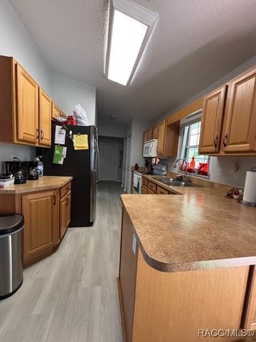 2449 N Crede Avenue, Crystal River, FL 34428