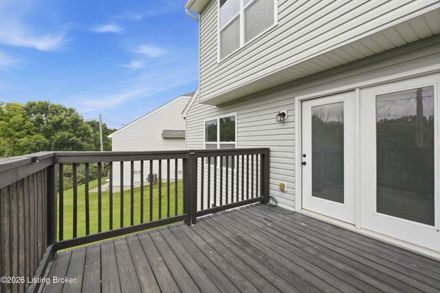 203 Brookfield Hills Ct, Louisville, KY 40245