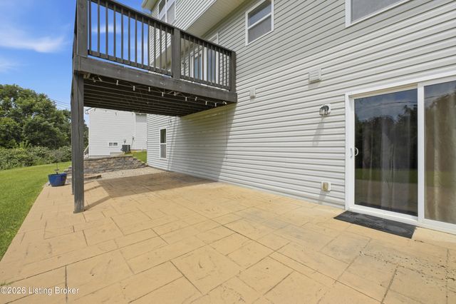 203 Brookfield Hills Ct, Louisville, KY 40245