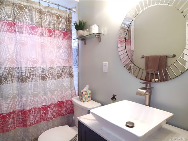 8 Cascade Terrace 1D, Yonkers, NY 10703