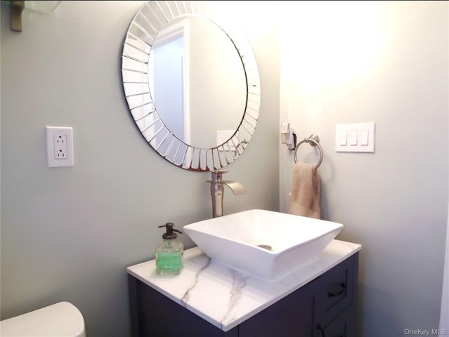 8 Cascade Terrace 1D, Yonkers, NY 10703