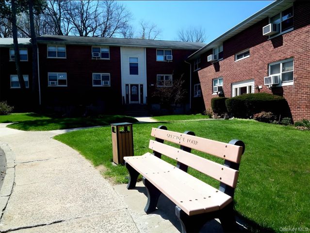 8 Cascade Terrace 1D, Yonkers, NY 10703