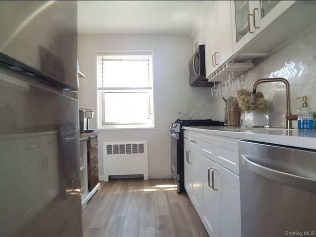 8 Cascade Terrace 1D, Yonkers, NY 10703