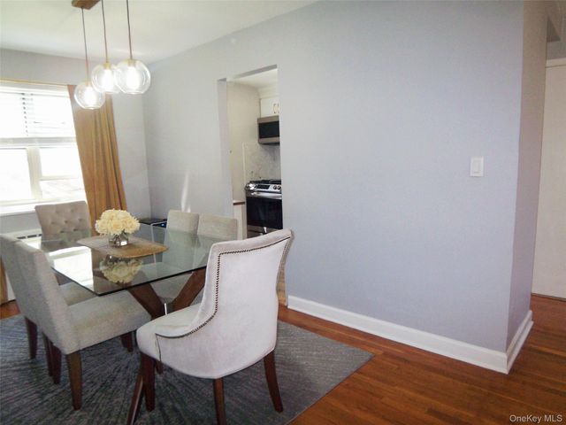 8 Cascade Terrace 1D, Yonkers, NY 10703