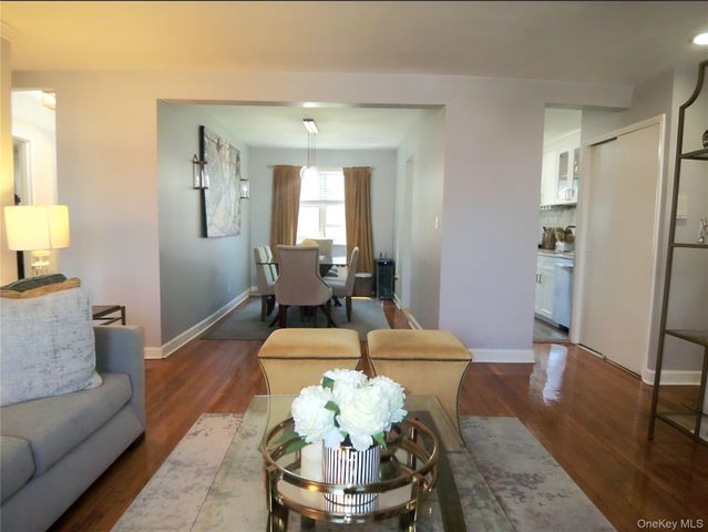 8 Cascade Terrace 1D, Yonkers, NY 10703