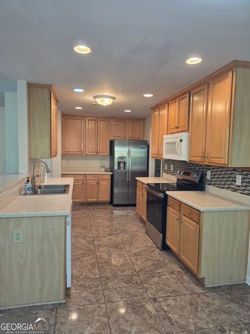 1531 Park Knoll Trail, Lawrenceville, GA 30043