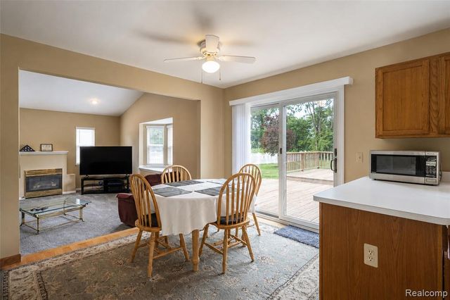 41585 Cherry Hill Road, Canton, MI 48188