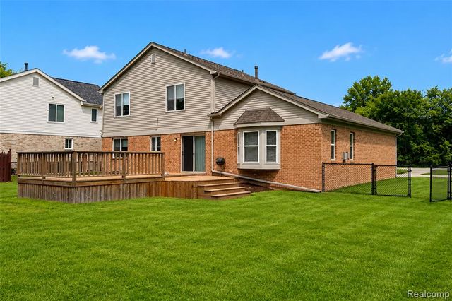 41585 Cherry Hill Road, Canton, MI 48188