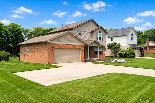 41585 Cherry Hill Road, Canton, MI 48188
