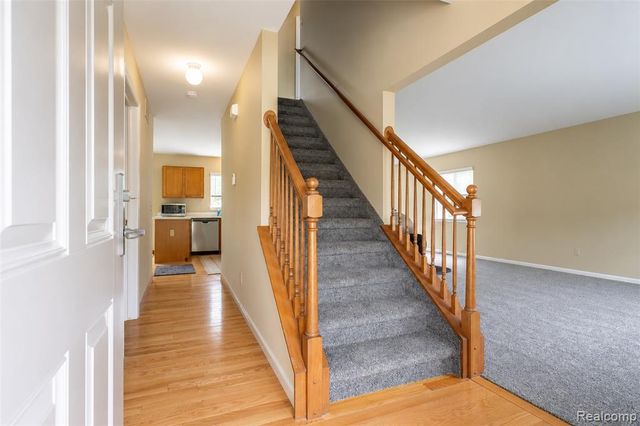 41585 Cherry Hill Road, Canton, MI 48188