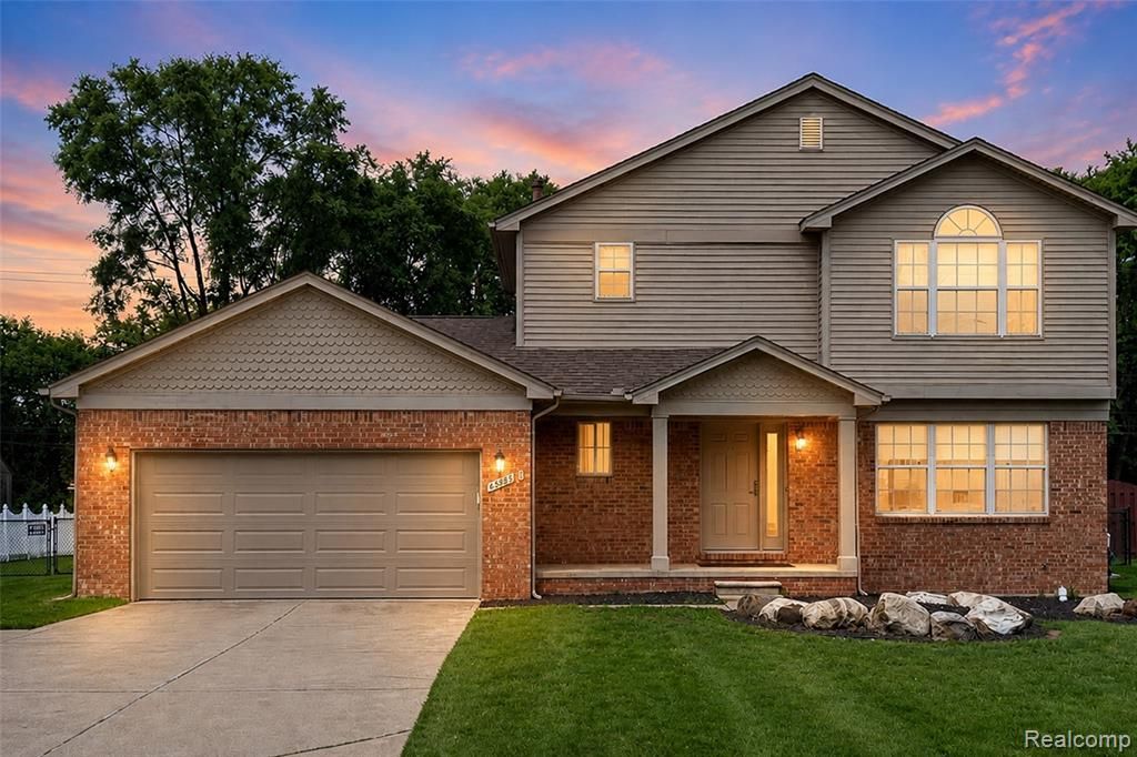 41585 Cherry Hill Road, Canton, MI 48188