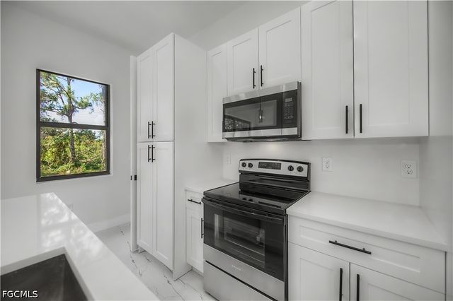 3121 69th ST W, Lehigh Acres, FL 33971
