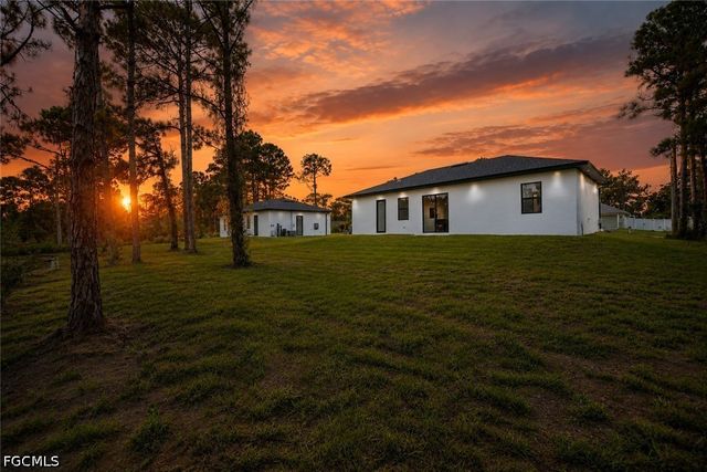 3121 69th ST W, Lehigh Acres, FL 33971