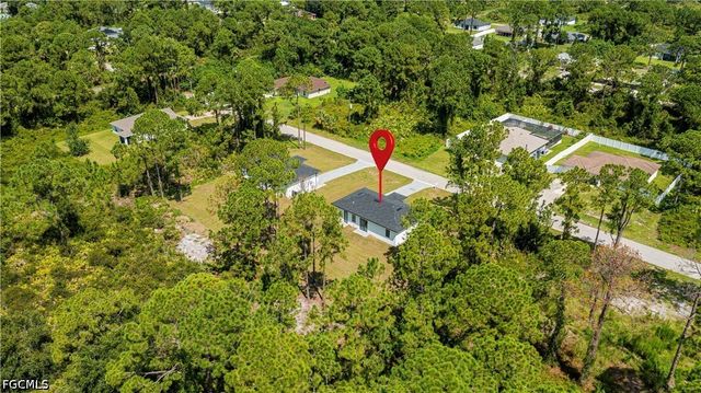 3121 69th ST W, Lehigh Acres, FL 33971