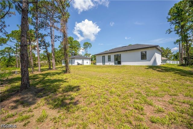 3121 69th ST W, Lehigh Acres, FL 33971