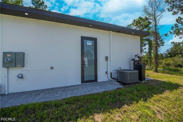 3121 69th ST W, Lehigh Acres, FL 33971