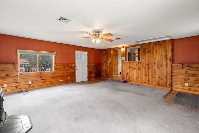 24 Park Villa Ave, Worcester, MA 01606