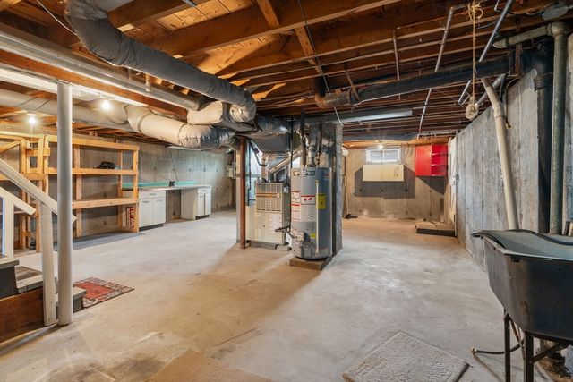 24 Park Villa Ave, Worcester, MA 01606