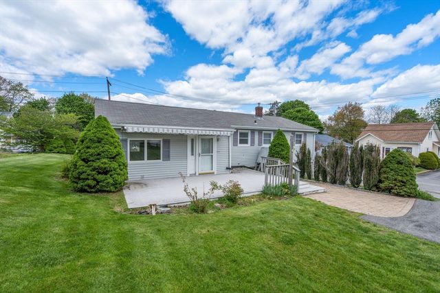 24 Park Villa Ave, Worcester, MA 01606