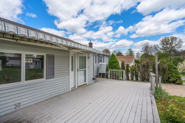 24 Park Villa Ave, Worcester, MA 01606