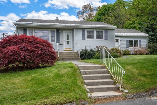 24 Park Villa Ave, Worcester, MA 01606