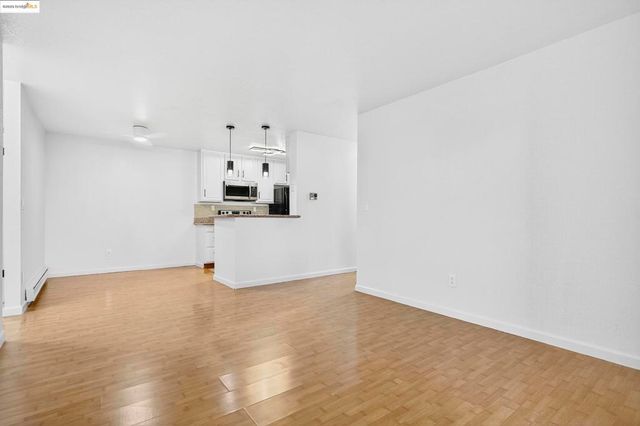 165 Lighthouse Dr, Vallejo, CA 94590