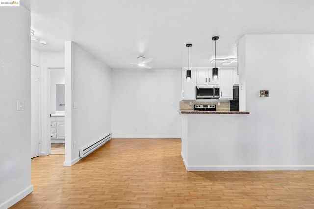 165 Lighthouse Dr, Vallejo, CA 94590