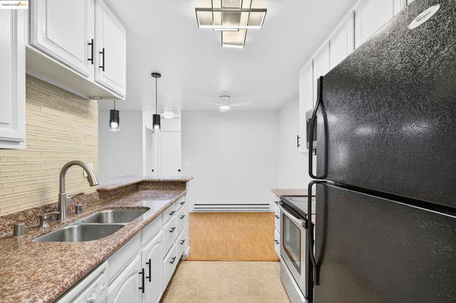 165 Lighthouse Dr, Vallejo, CA 94590