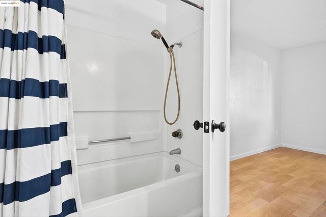 165 Lighthouse Dr, Vallejo, CA 94590