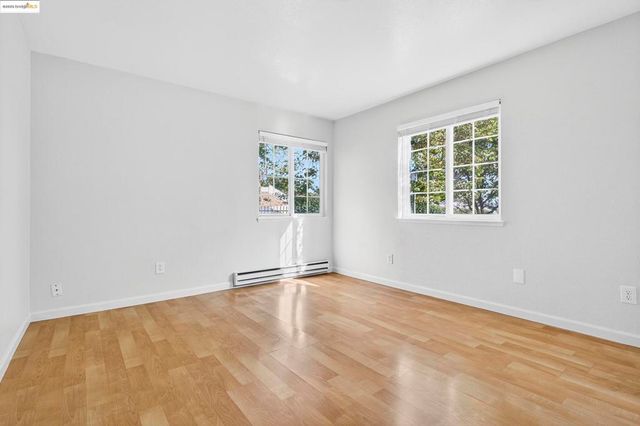 165 Lighthouse Dr, Vallejo, CA 94590