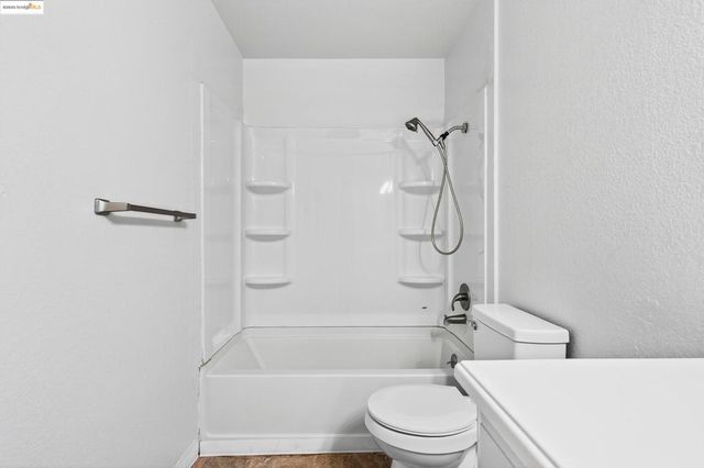 165 Lighthouse Dr, Vallejo, CA 94590