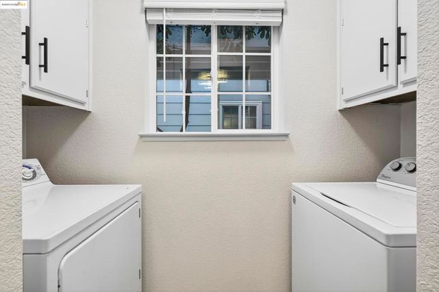 165 Lighthouse Dr, Vallejo, CA 94590