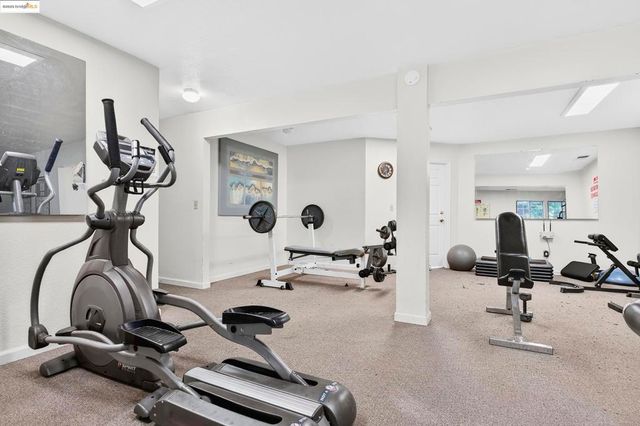 165 Lighthouse Dr, Vallejo, CA 94590