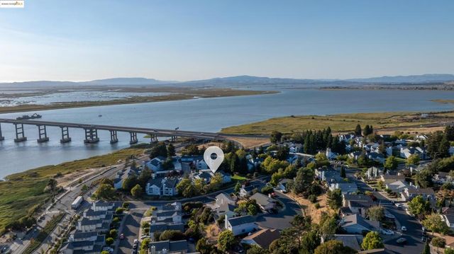 165 Lighthouse Dr, Vallejo, CA 94590