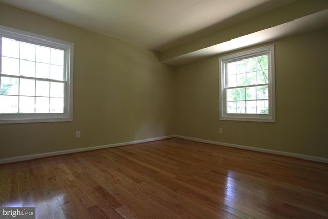 4106 ELIZABETH ST, Rockville, MD 20853