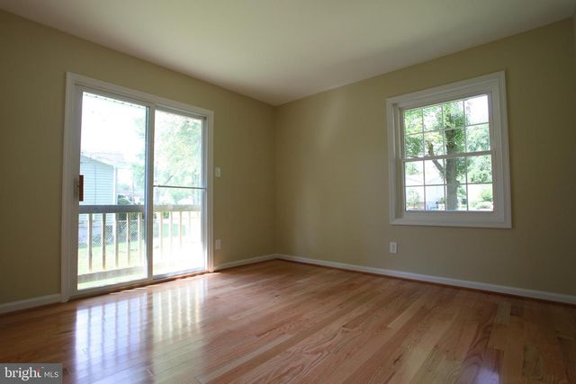 4106 ELIZABETH ST, Rockville, MD 20853