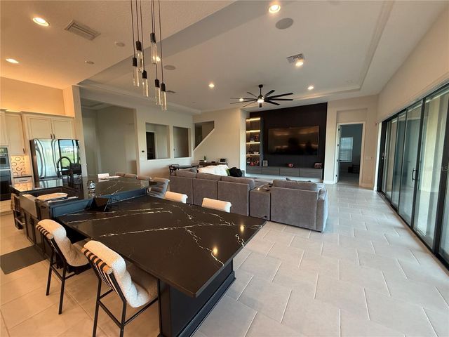 10958 RUSTIC TIMBER LOOP, San Antonio, FL 33576