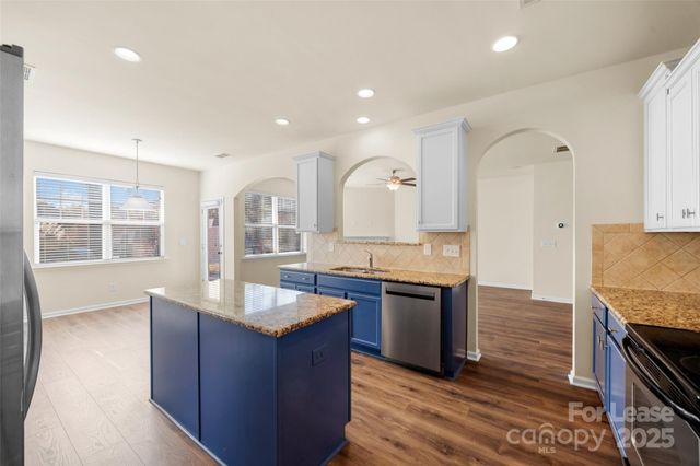 6012 Thorburn Way, Belmont, NC 28012