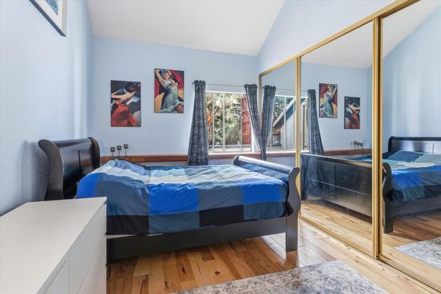 2261 Summerton Drive 32, San Jose, CA 95122