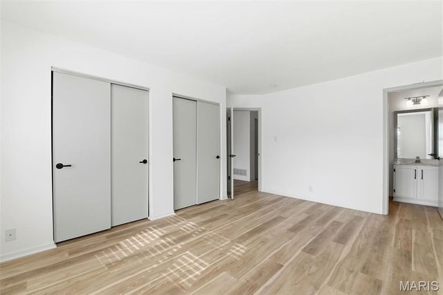 604 Pine Ridge Trails Court 202, Ballwin, MO 63021