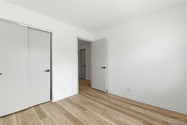 604 Pine Ridge Trails Court 202, Ballwin, MO 63021